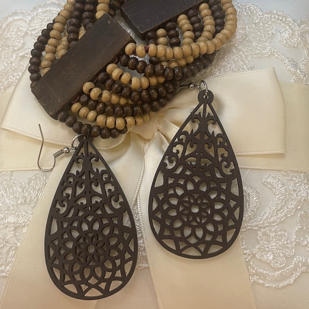 Dark Brown and Tan Wood Beaded Stretch Bracelet Set with Wood Teardrop Earrings